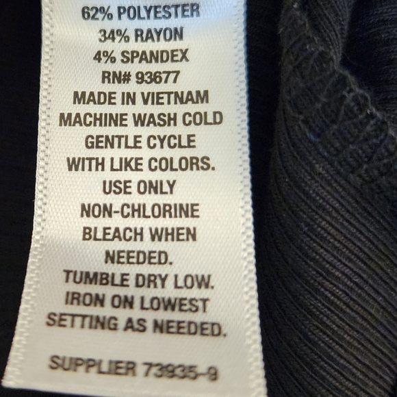 Black Pullover Top - Picture 4 of 5